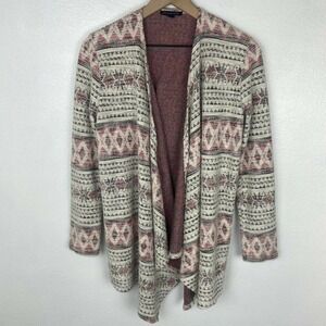 Winter sale 3 for 10 ❄️ American Eagle Outfitters Multicolor Patterned Cardigan